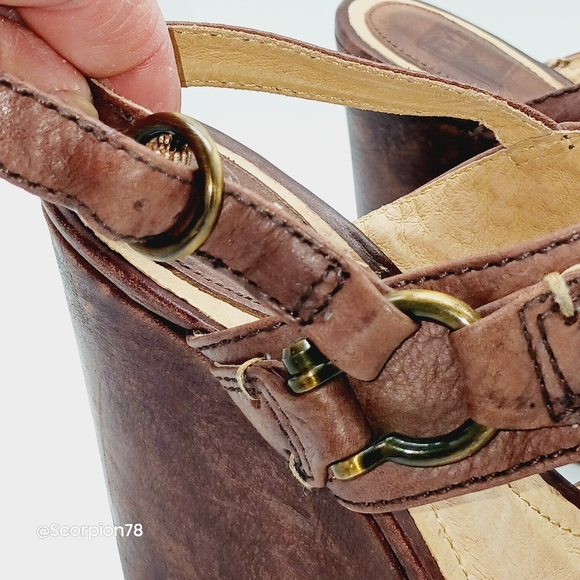 Frye Alexa Criss Cross Wedge Sandals in Brown Leather Size 7.5 for Women - Picture 3 of 7